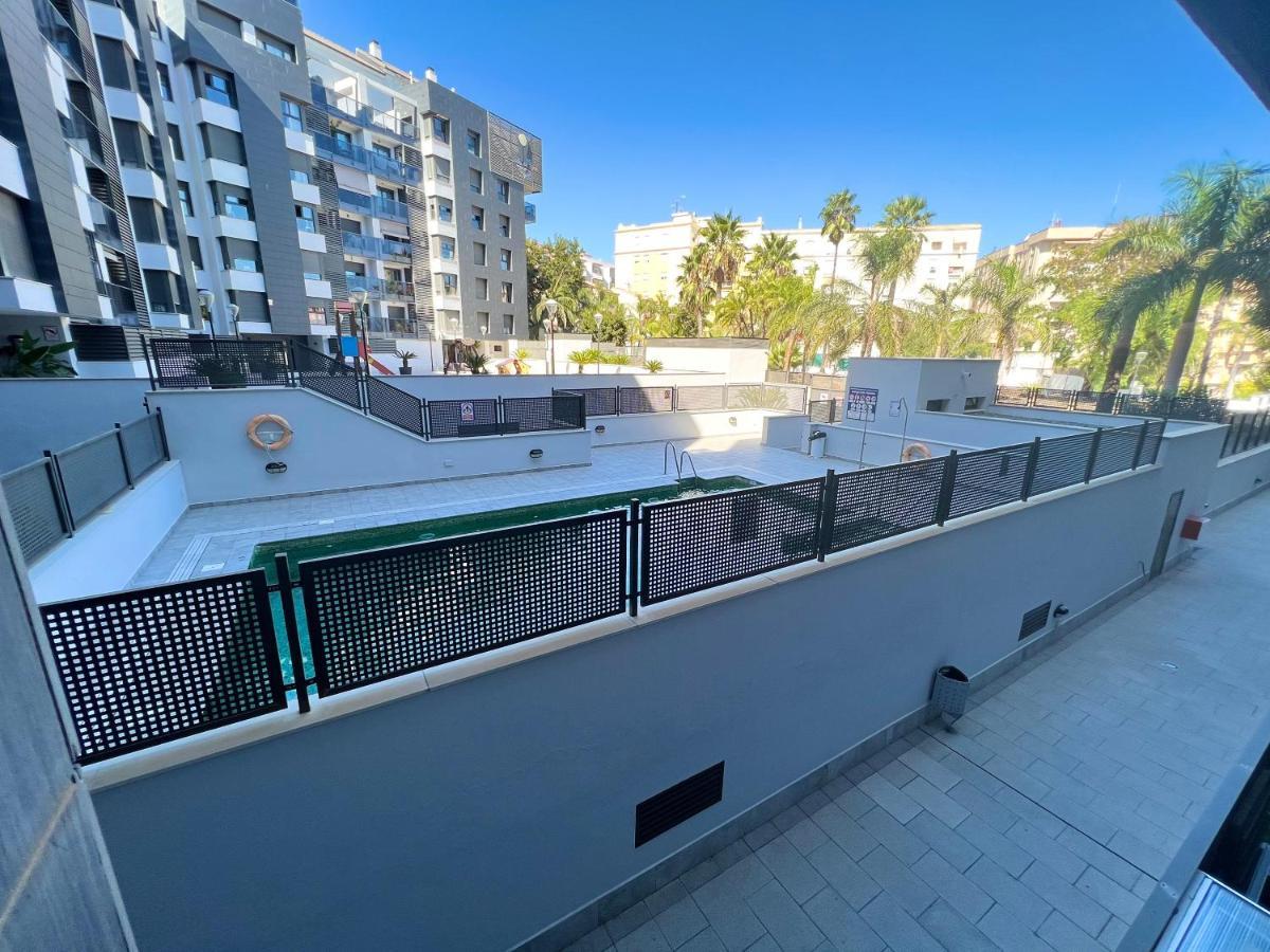 Apartment El Estrecho Close To Center With Parking And Pool Algeciras Zewnętrze zdjęcie