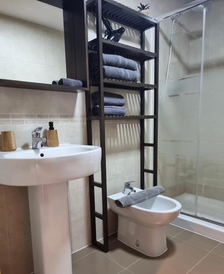 Apartment El Estrecho Close To Center With Parking And Pool Algeciras Zewnętrze zdjęcie